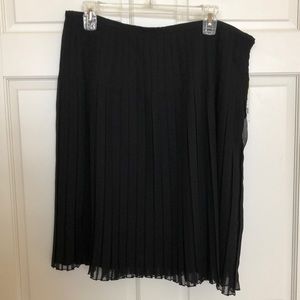 Apt 9 Black sheer pleated skirt size 14 NWT